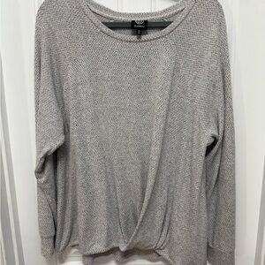 Bobeau Women's Soft Gray Long Sleeve Tunic Sweater Shirt Size 1X (12-6)